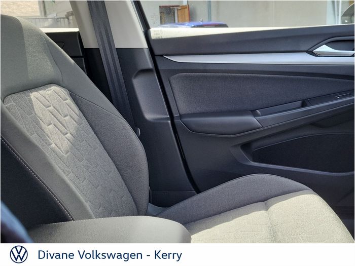 Volkswagen Golf 2025