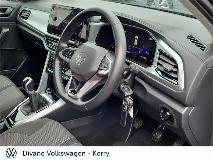 Volkswagen T-Roc 2023