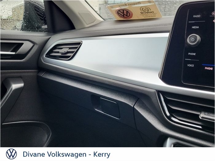 Volkswagen T-Roc 2023