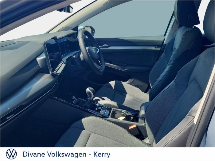 Volkswagen Golf 2025