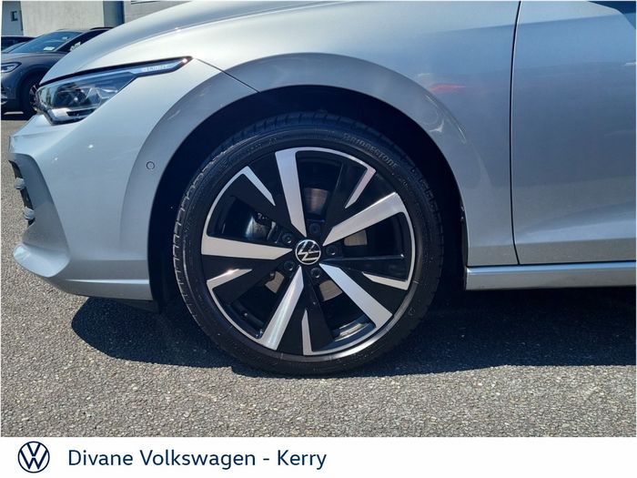 Volkswagen Golf 2025