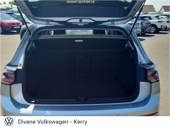 Volkswagen Golf 2025