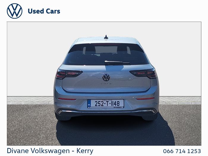 Volkswagen Golf 2025