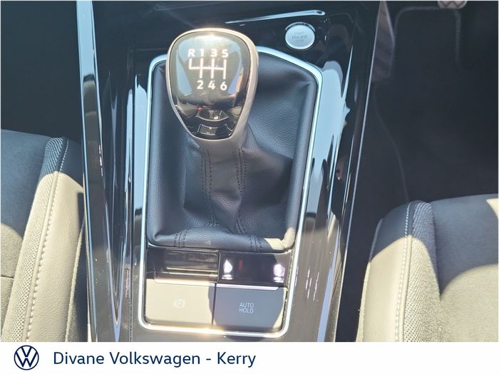 Volkswagen Golf 2025
