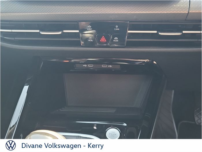 Volkswagen Golf 2025