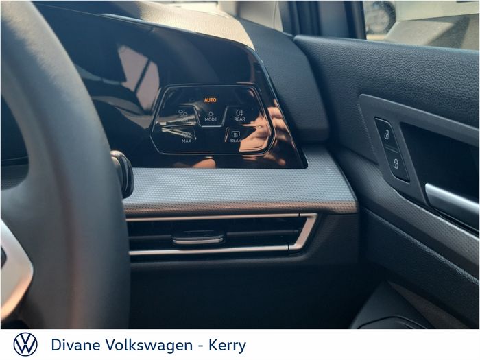 Volkswagen Golf 2025