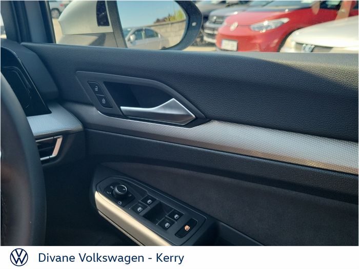 Volkswagen Golf 2025