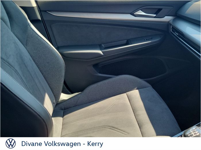Volkswagen Golf 2025