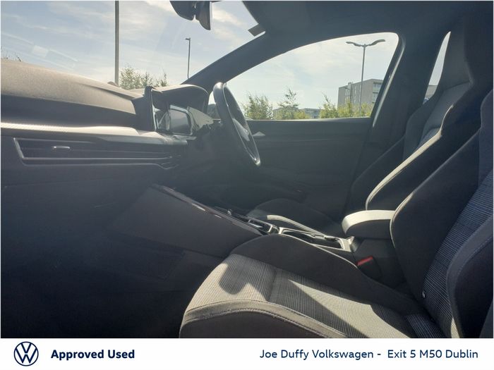 Volkswagen Golf 2024