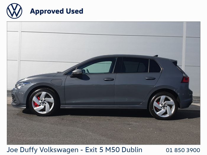 Volkswagen Golf 2024