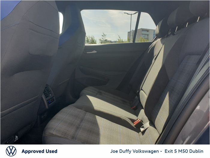 Volkswagen Golf 2024