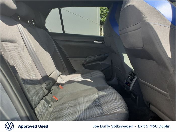 Volkswagen Golf 2024
