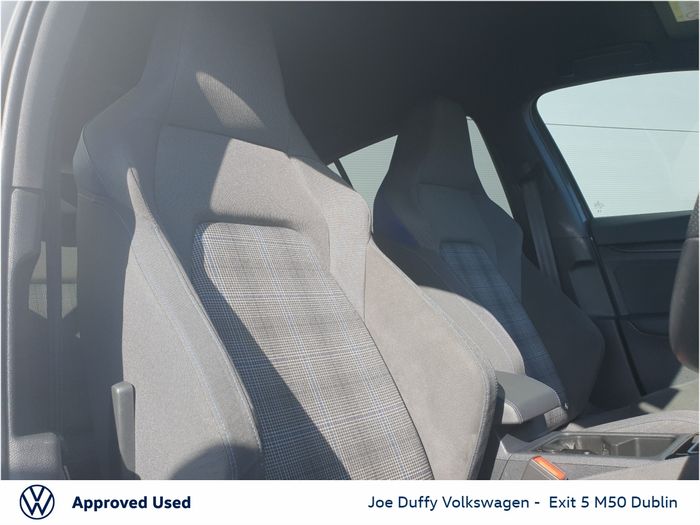 Volkswagen Golf 2024