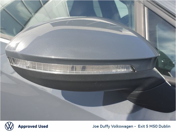 Volkswagen Golf 2024