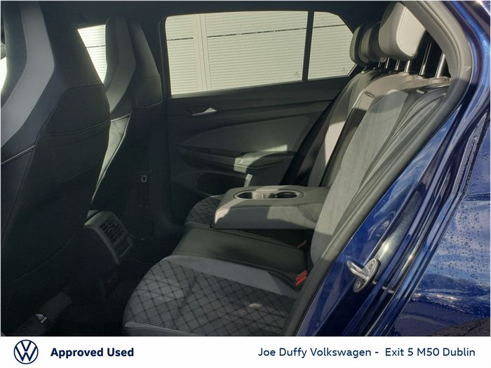 Volkswagen Golf 2024