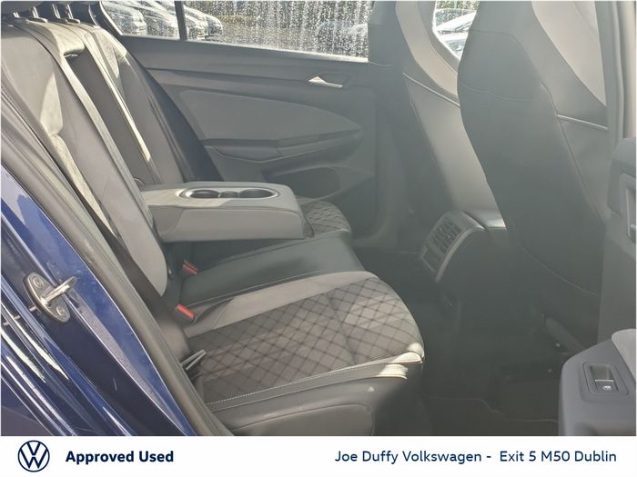 Volkswagen Golf 2024