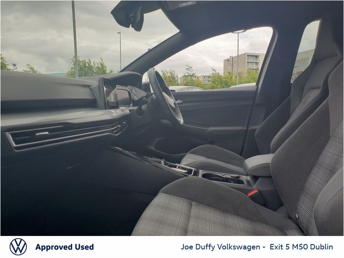 Volkswagen Golf 2024