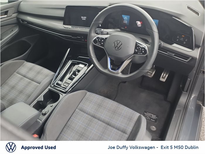 Volkswagen Golf 2024