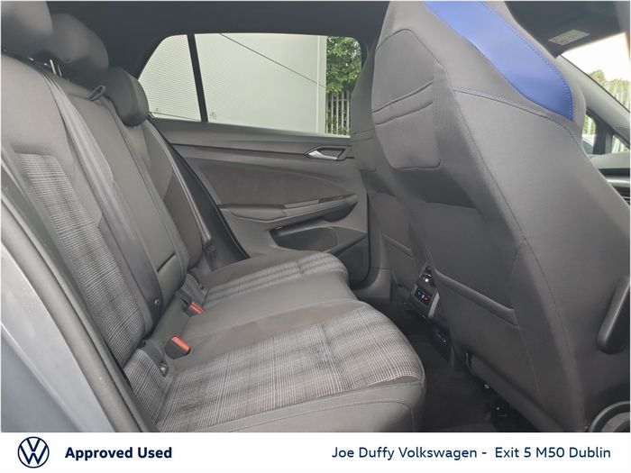 Volkswagen Golf 2024