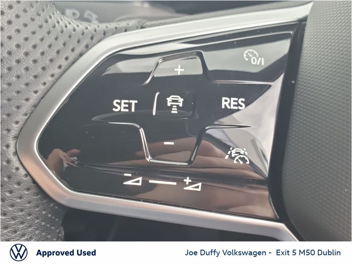 Volkswagen Golf 2024