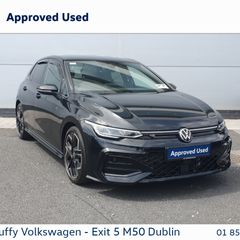 Volkswagen Golf 2025