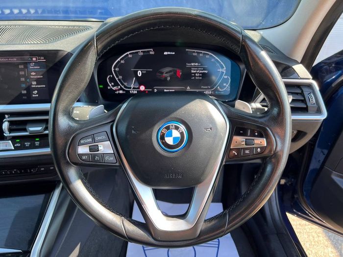 BMW 3 Series 2022
