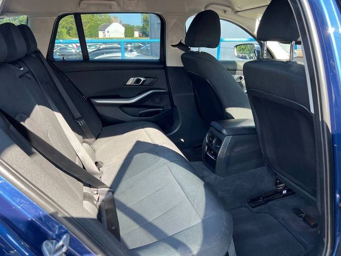 BMW 3 Series 2022