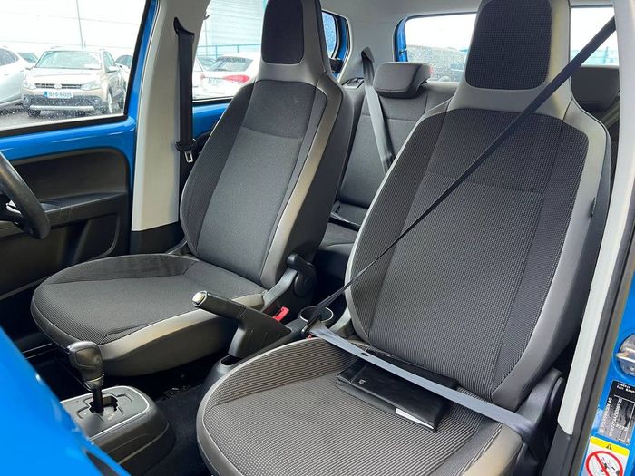 Volkswagen Up! 2014