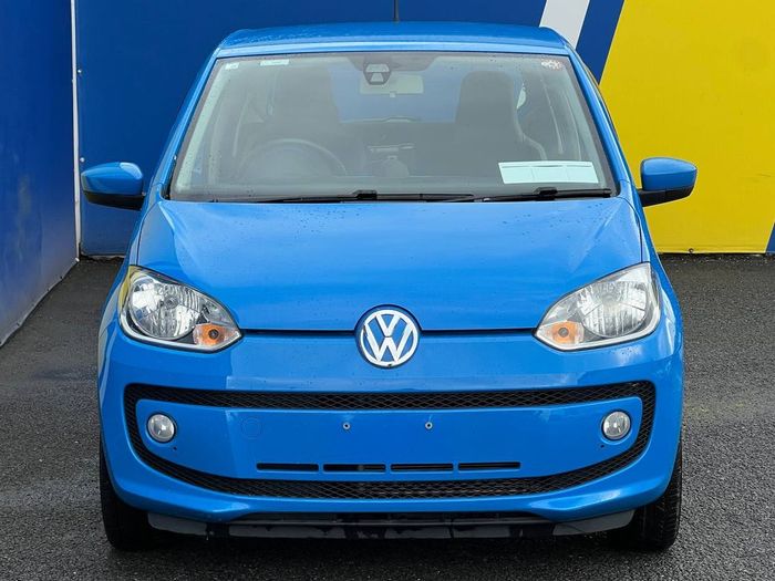 Volkswagen Up! 2014