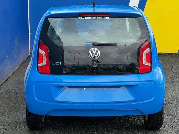 Volkswagen Up! 2014