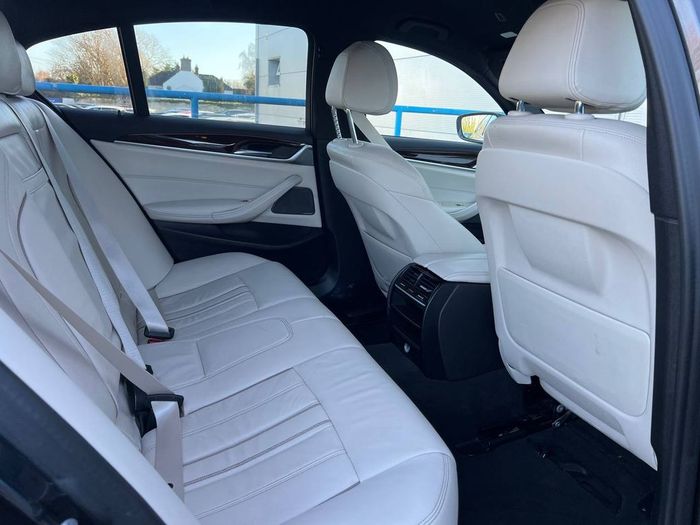 BMW 5 Series 2019
