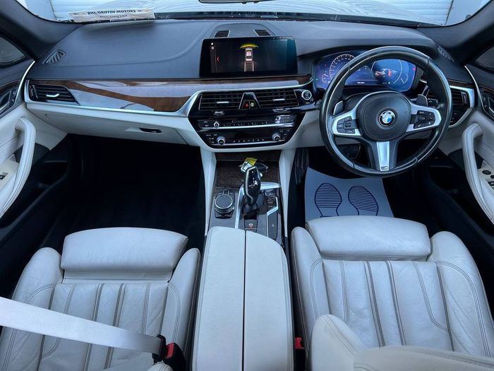 BMW 5 Series 2019