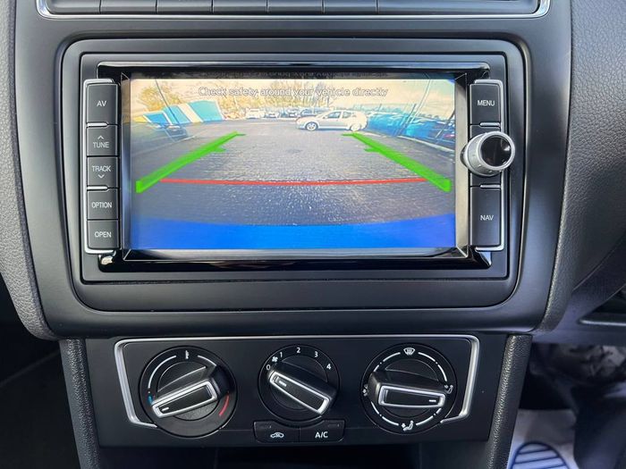 Volkswagen Polo 2015
