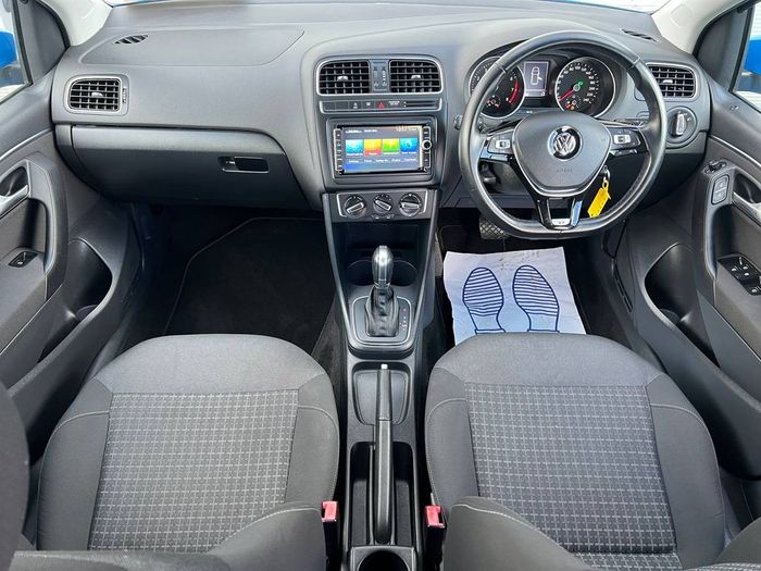 Volkswagen Polo 2015