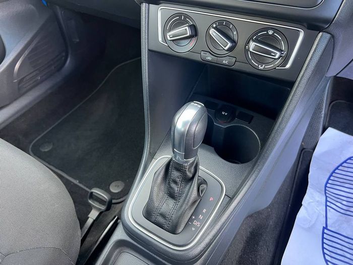 Volkswagen Polo 2015