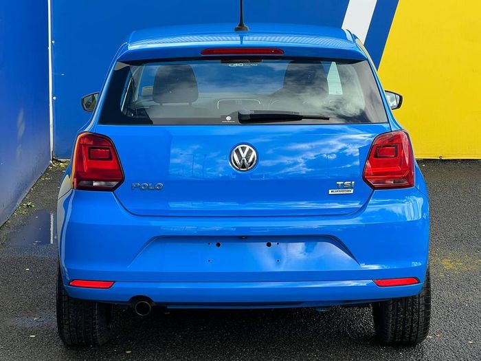 Volkswagen Polo 2015