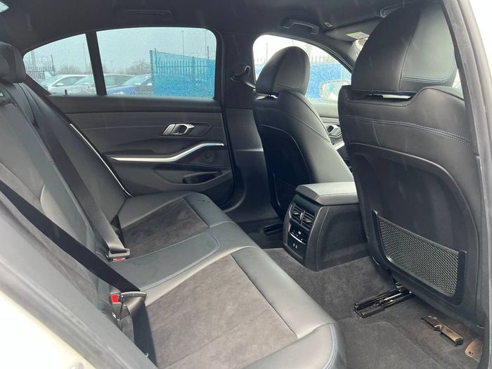 BMW 3 Series 2021