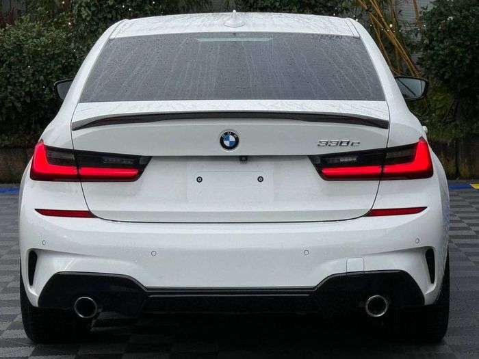 BMW 3 Series 2021