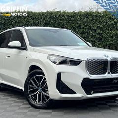 BMW iX1 2025