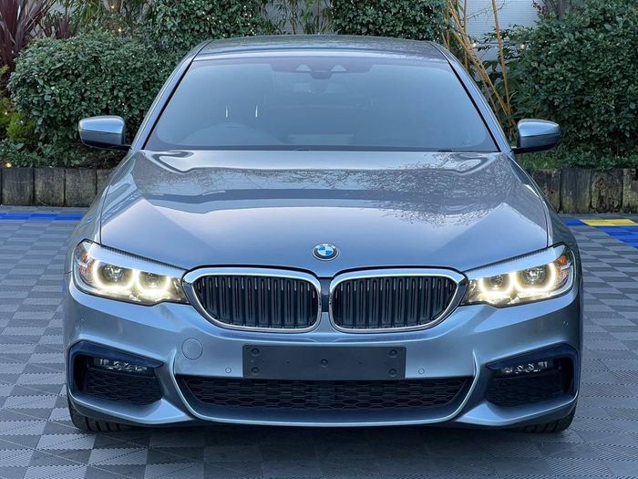BMW 5 Series 2019