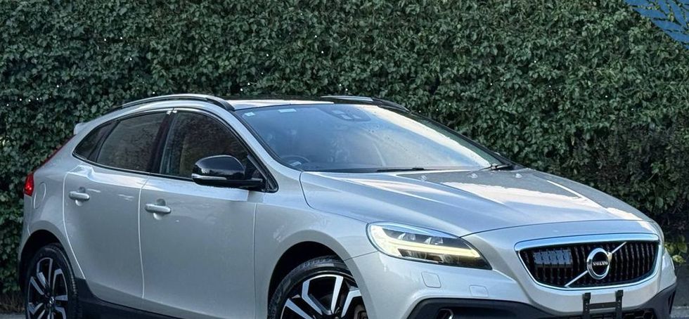 Volvo V40 2019