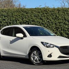 Mazda Demio 2016