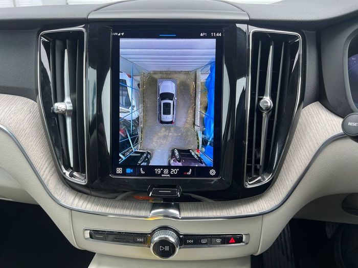 Volvo XC60 2023
