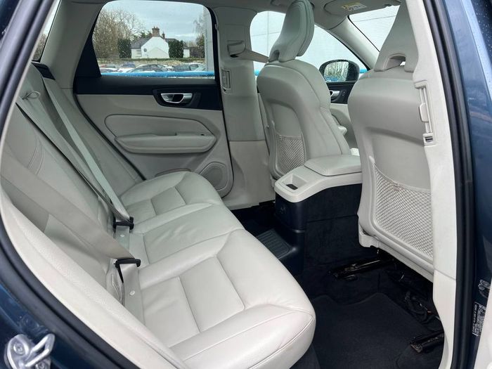 Volvo XC60 2023
