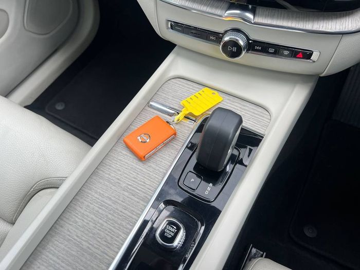 Volvo XC60 2023