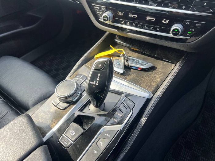BMW 5 Series 2019