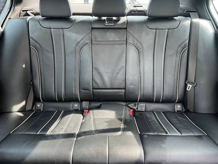 BMW 5 Series 2019