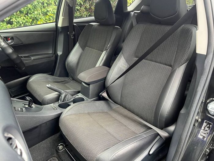 Toyota Auris 2016