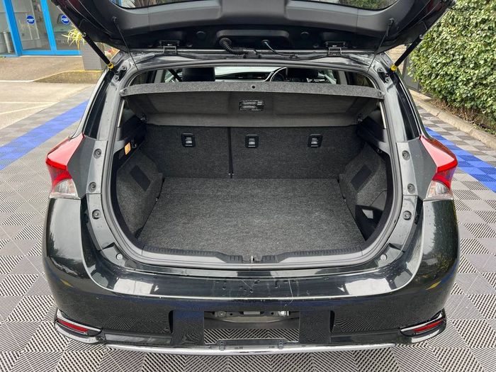 Toyota Auris 2017