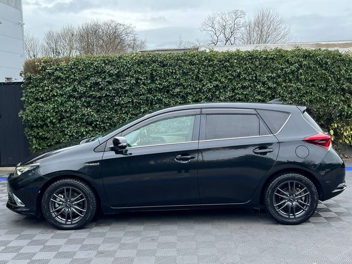 Toyota Auris 2016